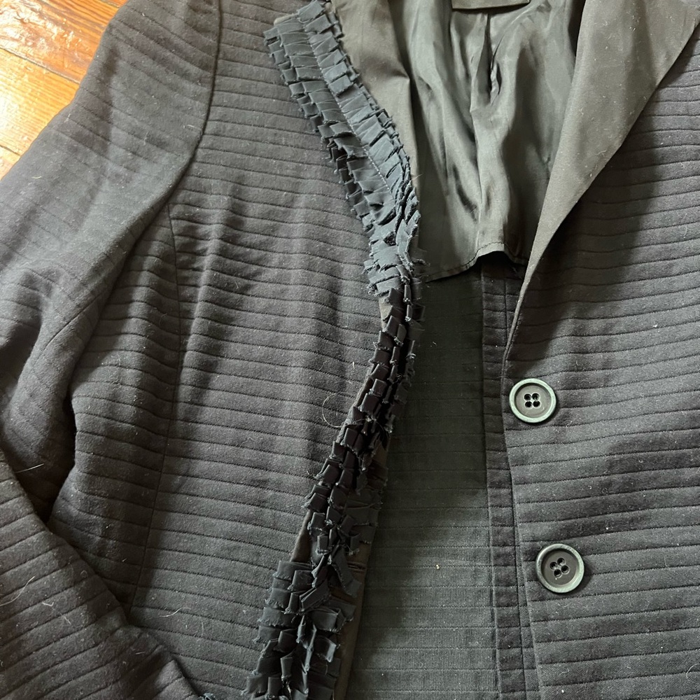 Akris Punto Designer Asymmetrical Ruffle Blazer - Picture 3 of 5